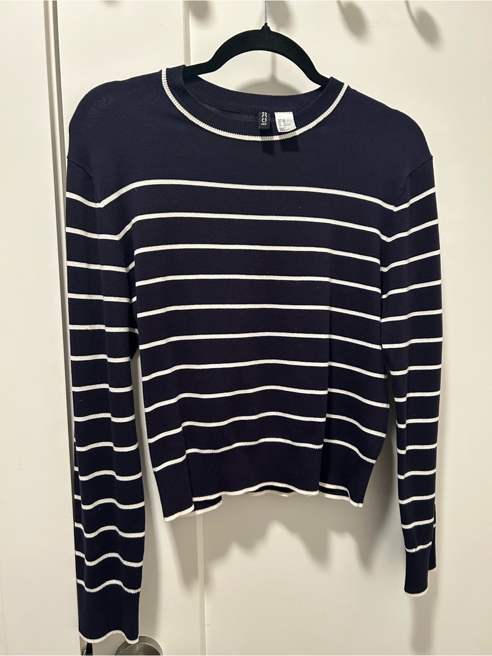 H&M Divided Navy and White Striped Long Sleeve Knit Sweater